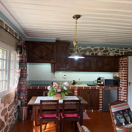 Holiday home Casa Do Sabugueiro Em Estoraos Estoraos (Viana do Castelo)